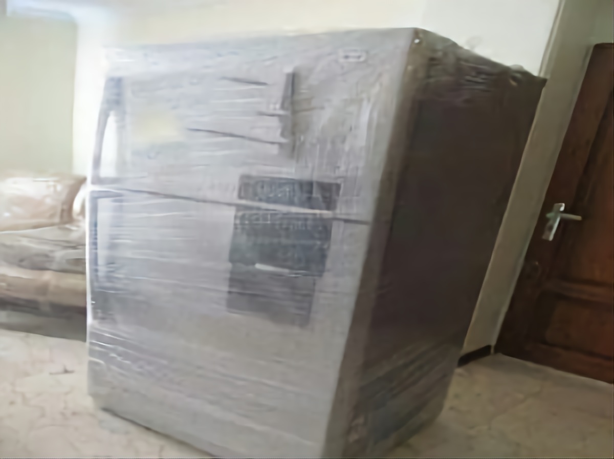 باربری حمل اثاثیه اسباب‌کشی مطهری فومن